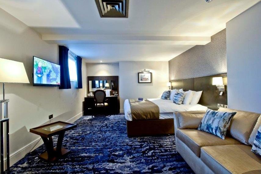 The Yarborough Hotel Wetherspoon Гримсби Экстерьер фото