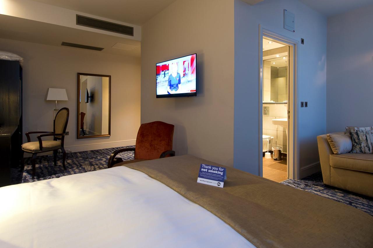 The Yarborough Hotel Wetherspoon Гримсби Экстерьер фото